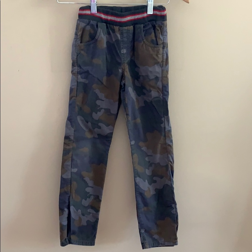 Egg by Susan lazar Camo pants for boys sz 8